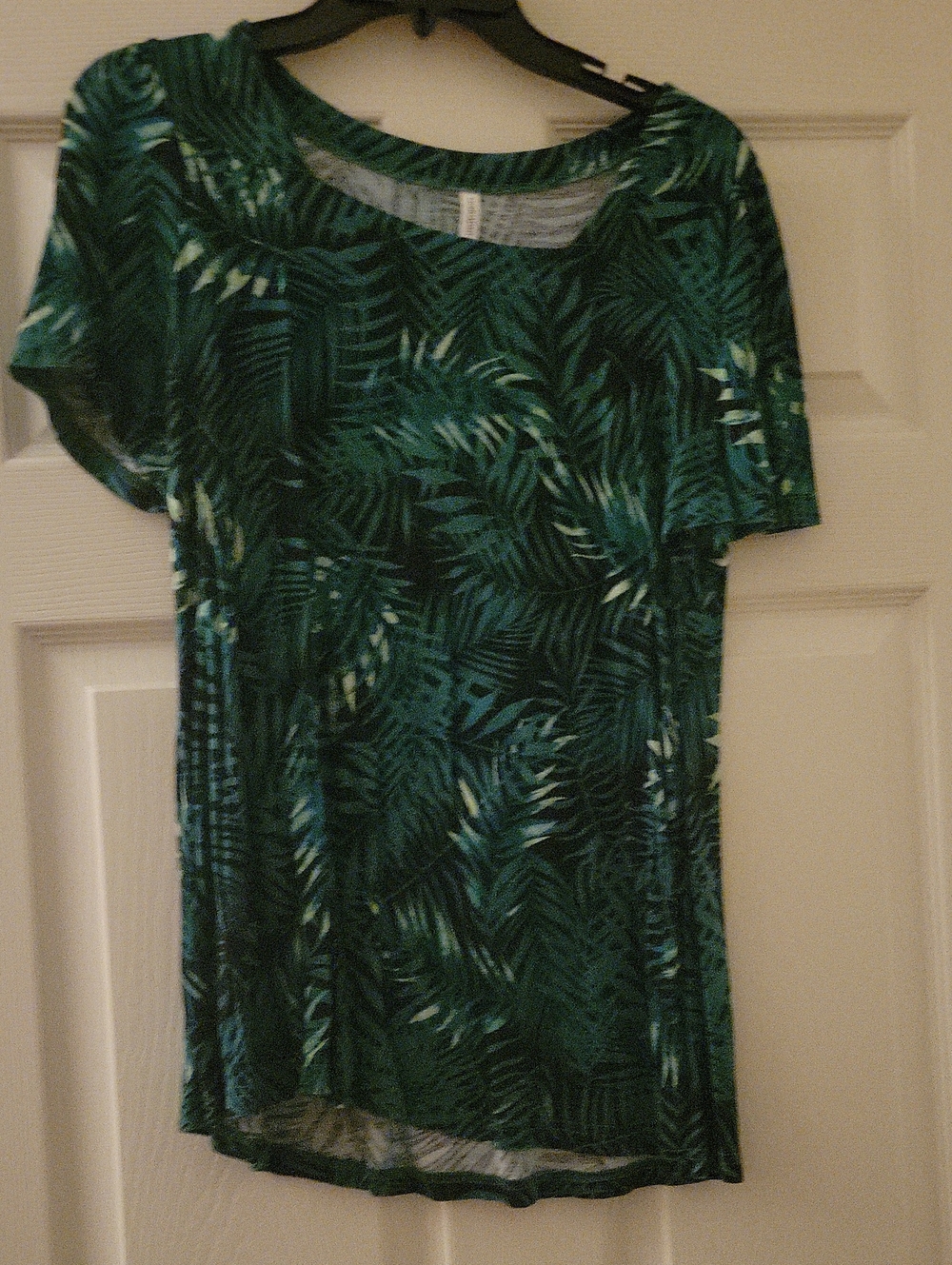 Women’s Emerald Green Tropical-Print Short Sleeve Tee
